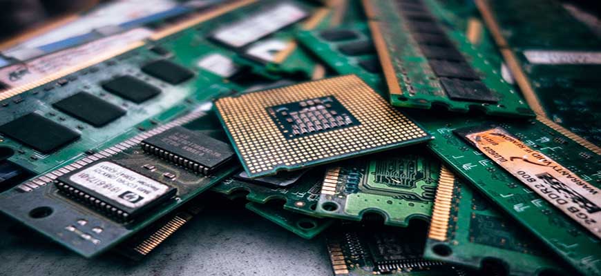 3 Reasons Why You Should Invest In The Semiconductor Industry | Open a FREE FSM account and manage all your investments conveniently in ONE place